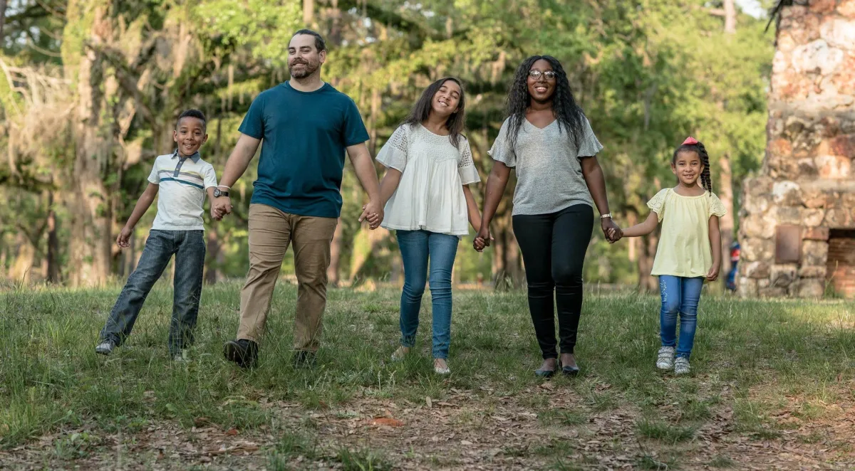 A local Omaha Family who trusts Internal Medicine & Family Physicians of Omaha with their medical needs. 