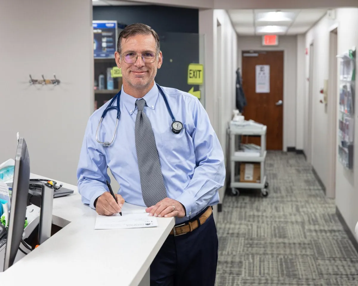 Internal Medicine Doctor in the office of IMPOmaha.  
