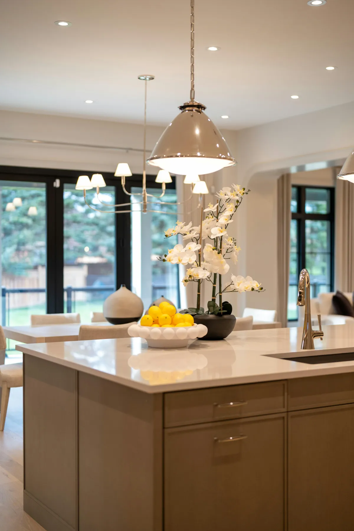 Luxury Living Room Winter Garden