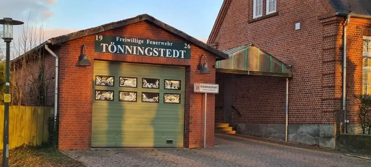 Freiwillige Feuerwehr Tönningstedt, ein Beispiel für lokales Engagement und Unterstützung durch Gain Freedom.