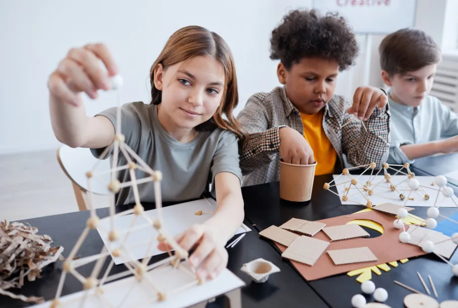 Creative day at the Dayboro hub
