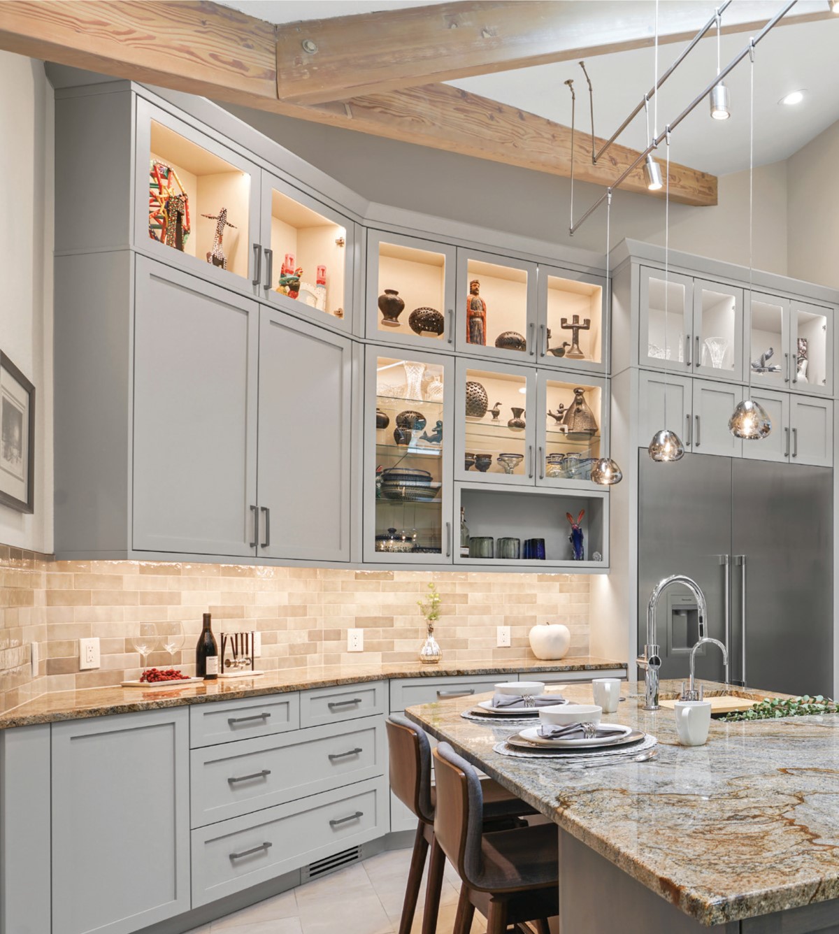 Modern living room with open kitchen and minimalist decor