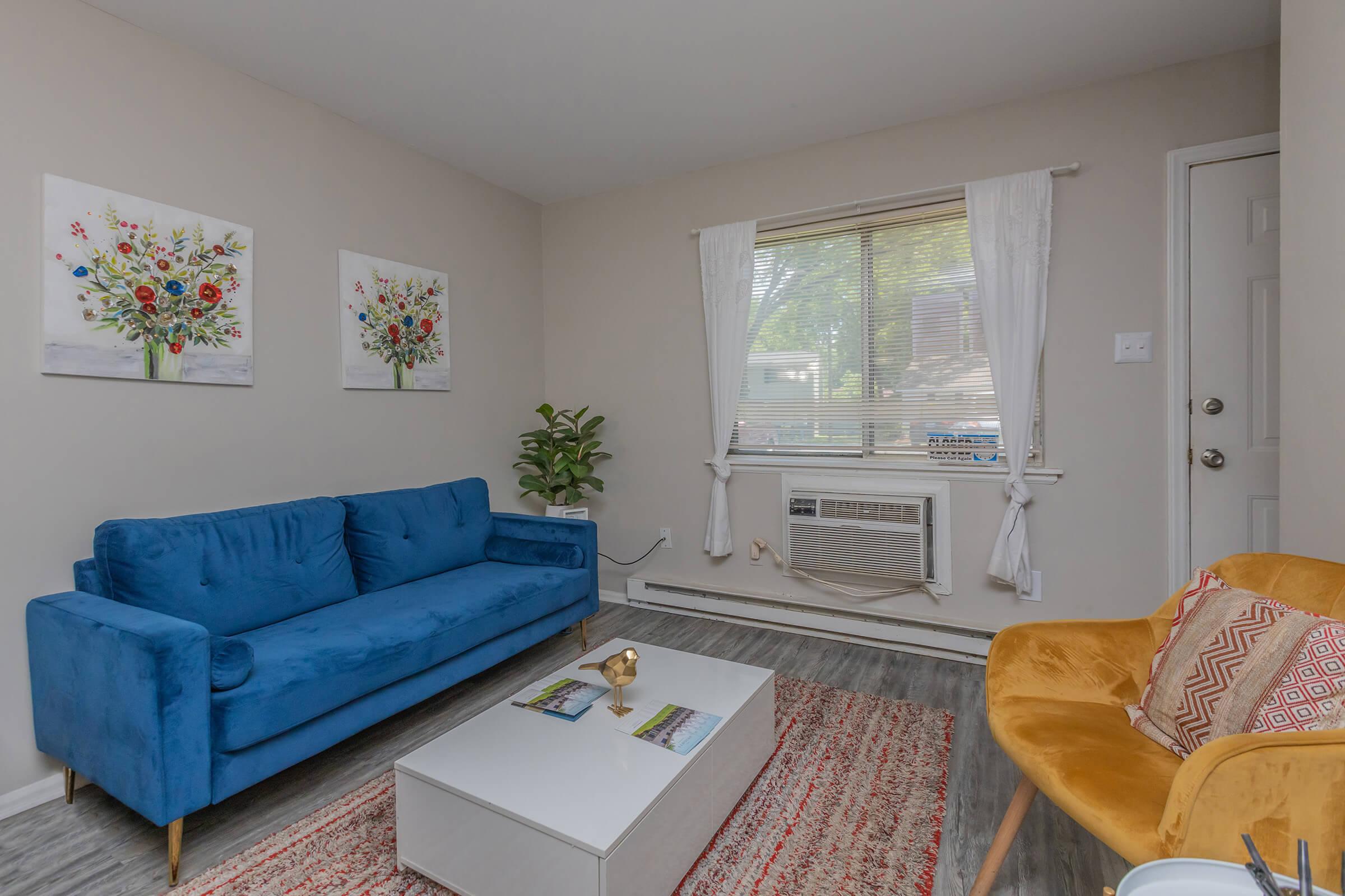Sala (living room) — interior en The Heights Townhomes
