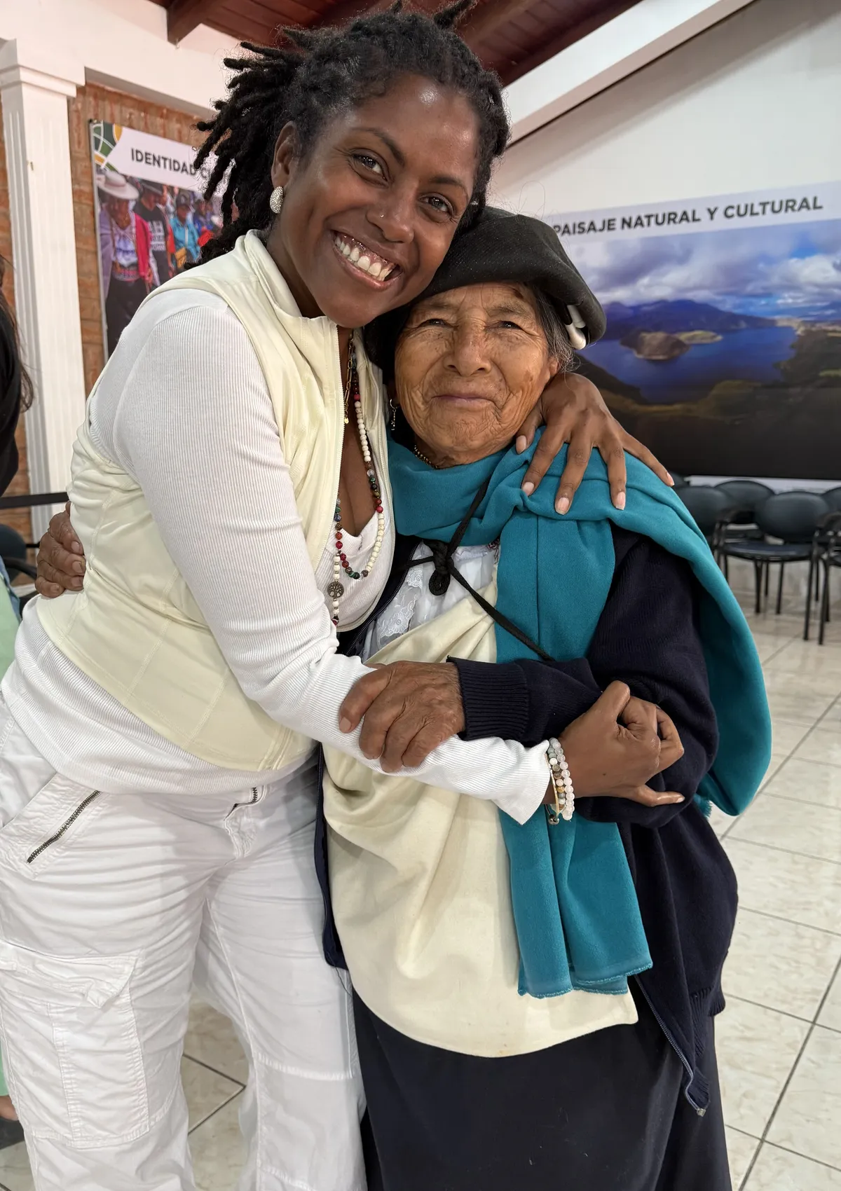 One Million Midwives is part of the initiative Decolonizar para Enseñar, focused on cultural knowledge