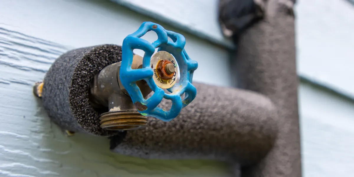 Pipe Insulation for Cold Weather Use