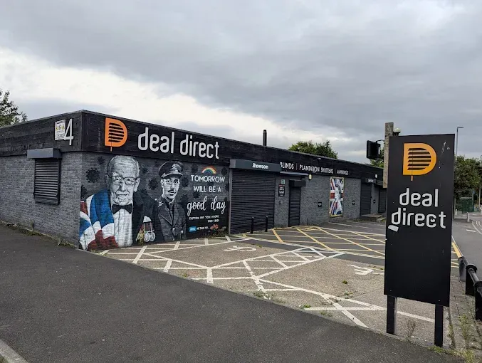 picture of deal direct building