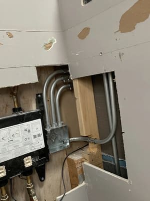 {{ custom_values.service_2 }} in {{custom_values.area_4})