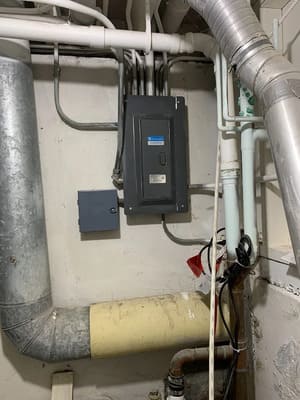 {{ custom_values.service_2 }} in {{custom_values.area_3})