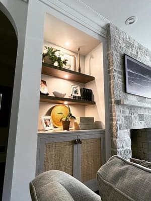 {{ custom_values.service_2 }} in {{custom_values.area_1})