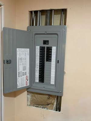 {{ custom_values.service_1 }} in {{custom_values.area_4})