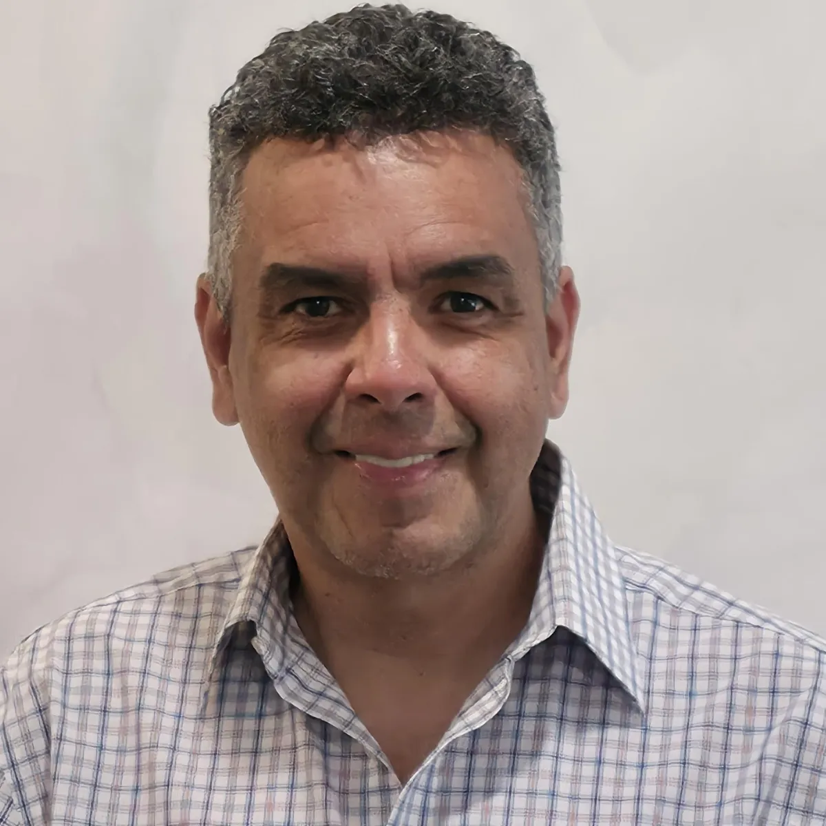 Diego Muriel's Headshot
