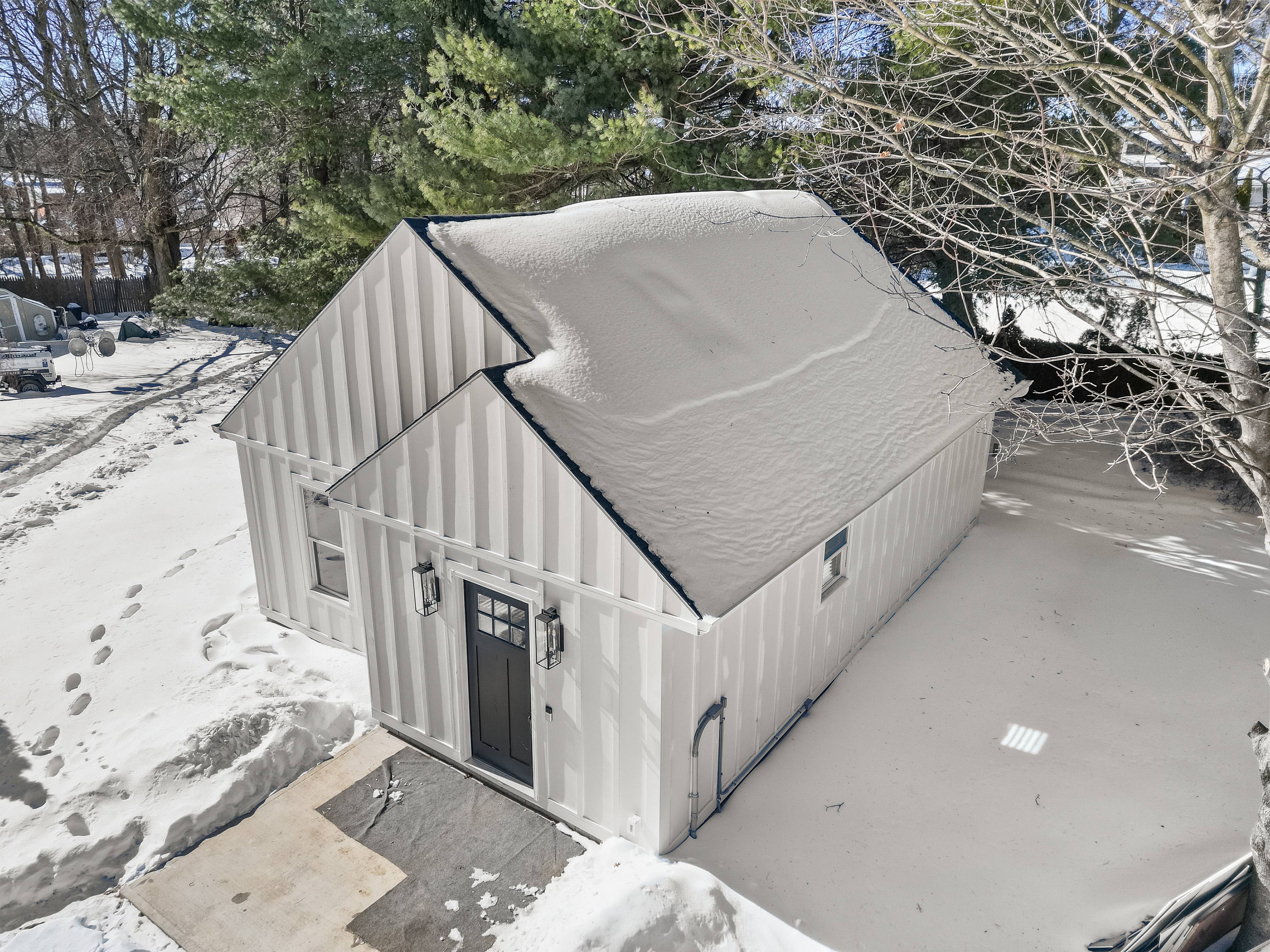 Contemporary Tiny Homes Fairfield Project