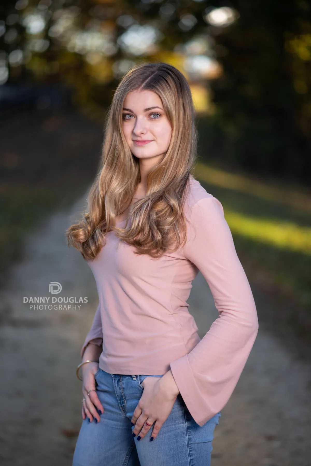 female high school senior student outdoor portrait calvert county maryland on location northern virginia washington DC metro area experienced photographer
