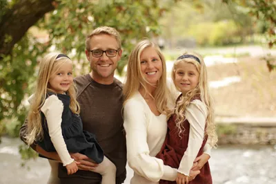 Dr. Jeff Louis Naperville IL Chiropractor FamilyPicture