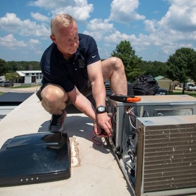 Mobile RV repair and maintenance services