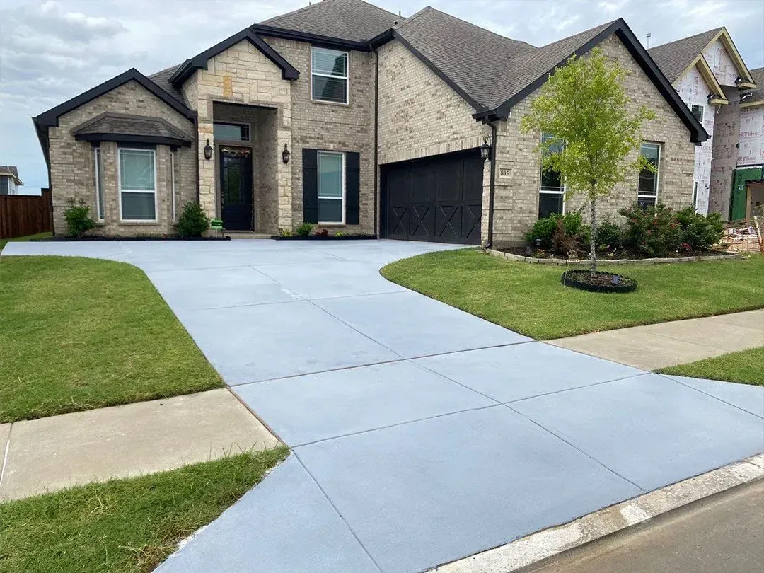 Little Concrete levels Driveway.