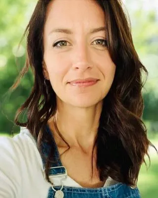 LINDSAY PALMER