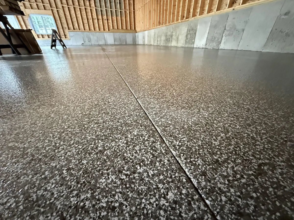 Decorative flake floor project — IMG_0363