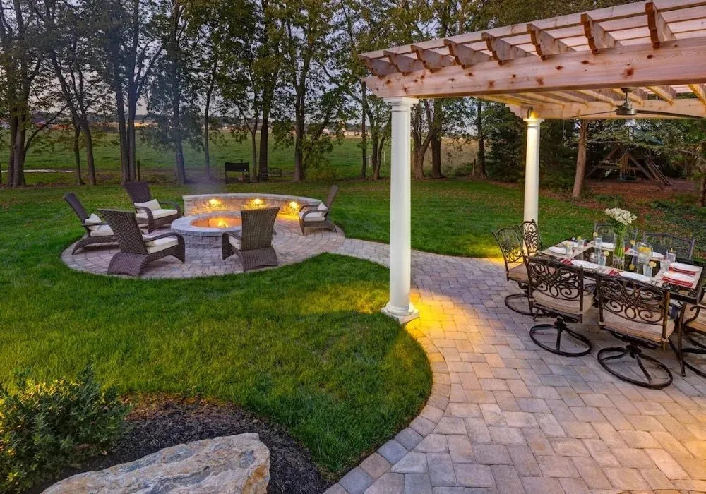 Harrisburg builds and installs patio