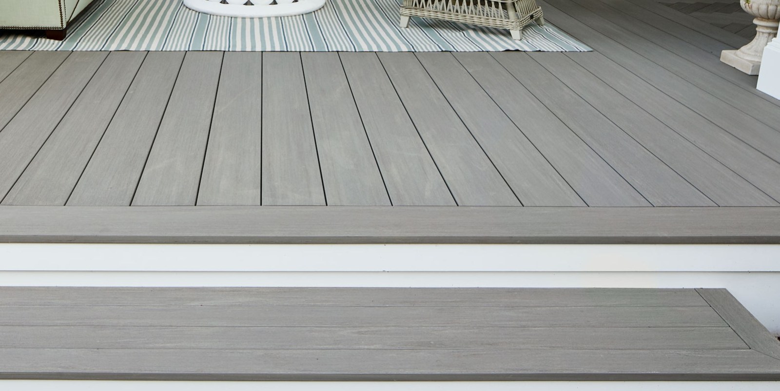 Best Deck Builder in Endicott, NY