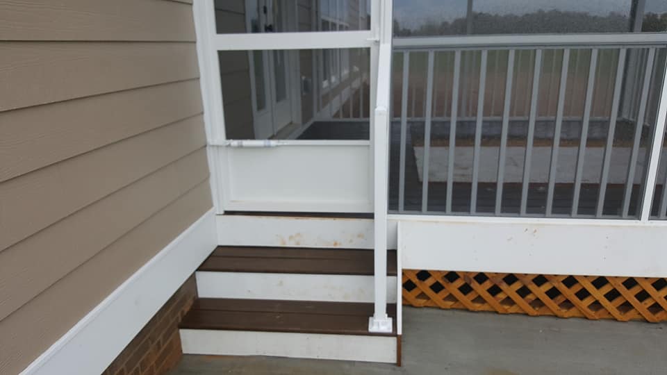 Best Deck Builders in Vancleave, MS