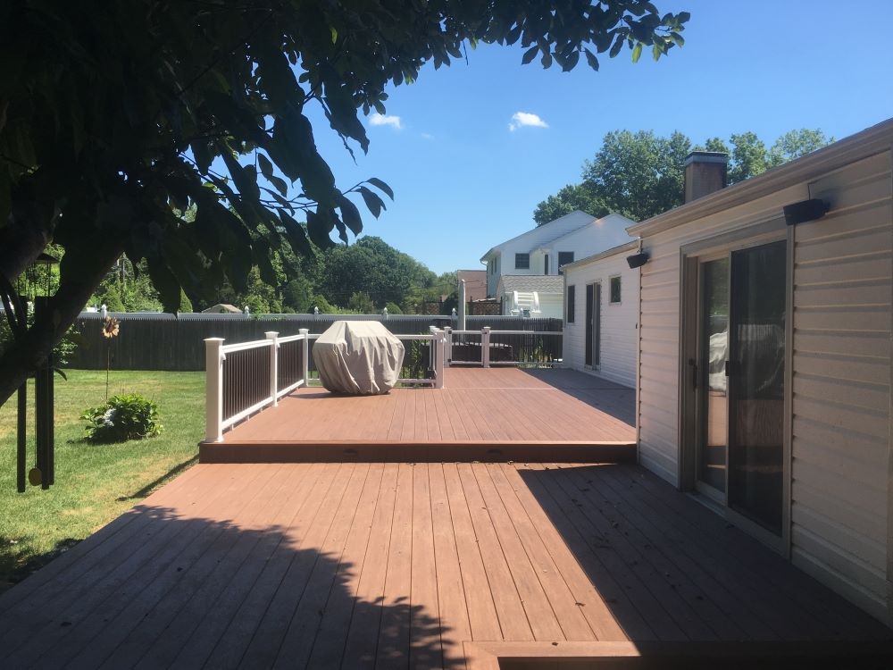 Best Deck Builders in Milwaukee WI