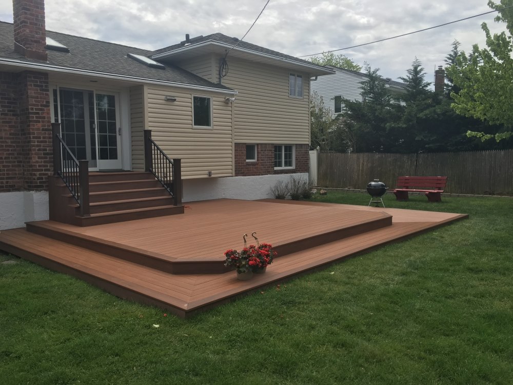 Best Deck Builder in Olive Branch, TN