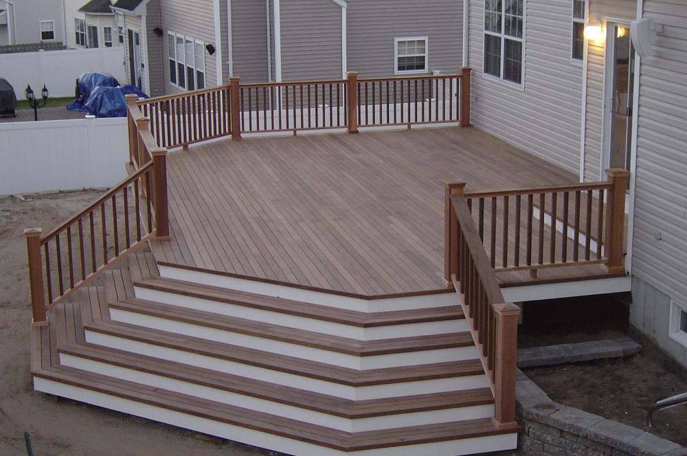 Best Deck Builder in Olive Branch, TN