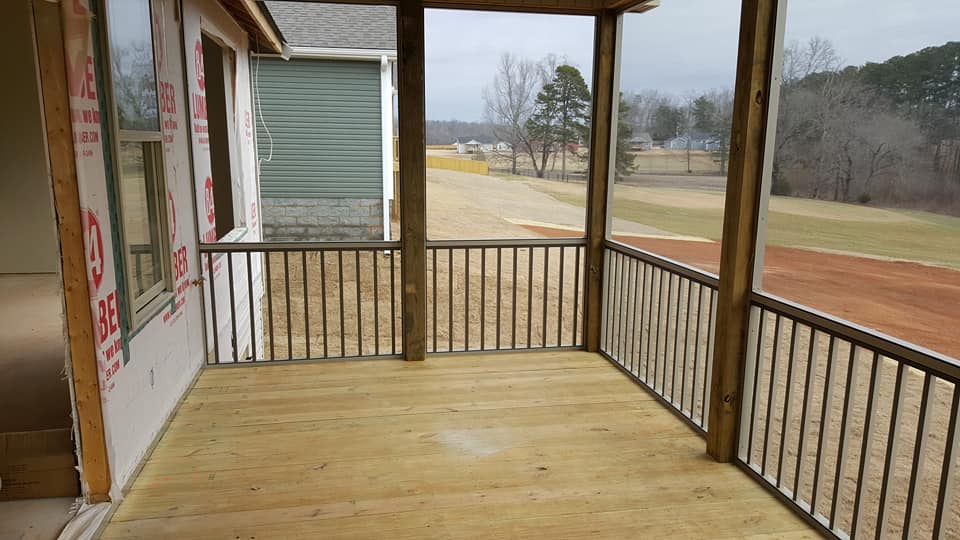 Best Deck Builder in Pekin, IL