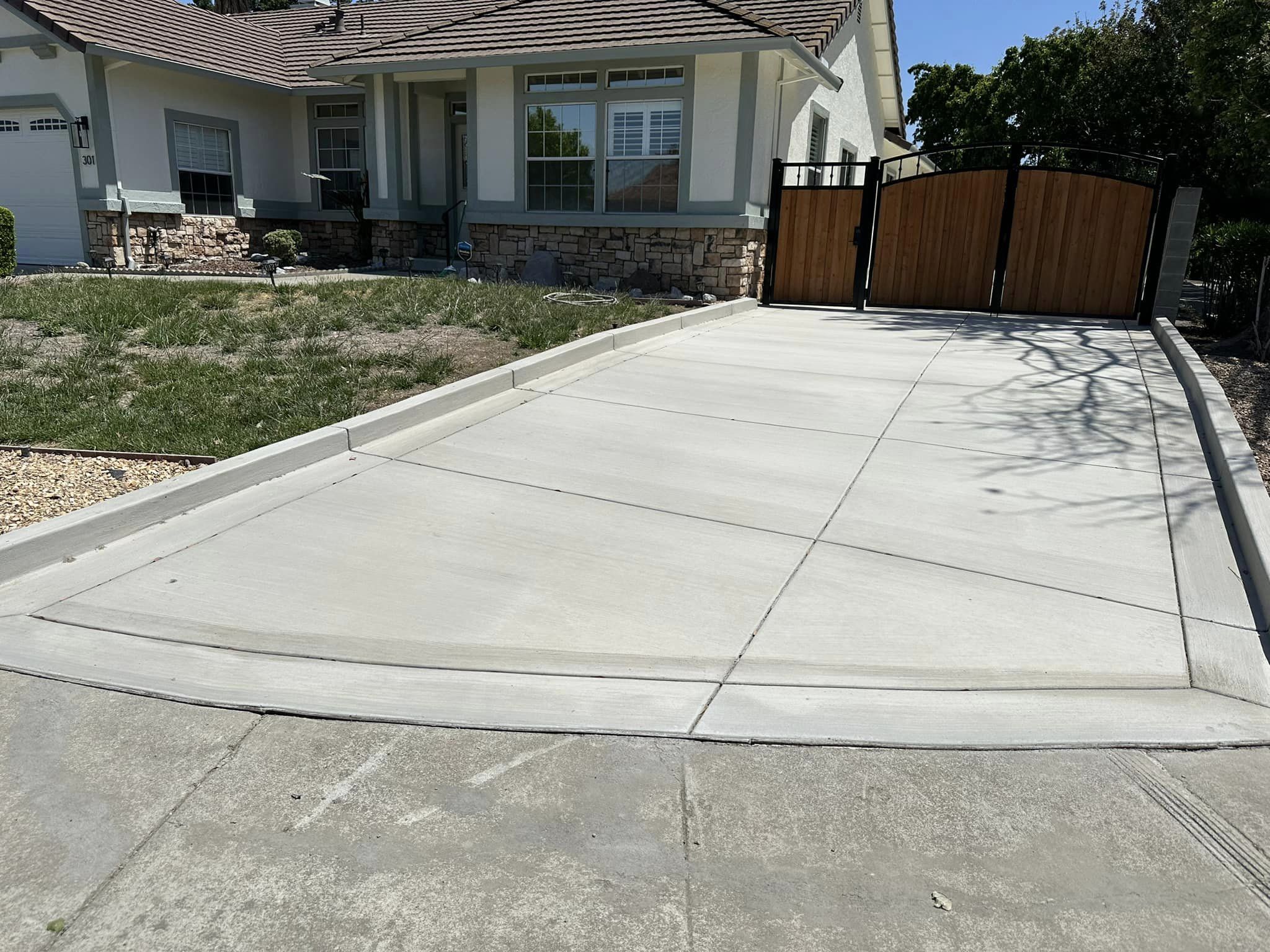 Best Concrete Contractors in Waldorf, MD