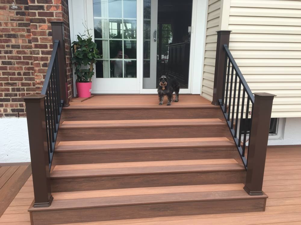 Best Deck Builder in Englewood