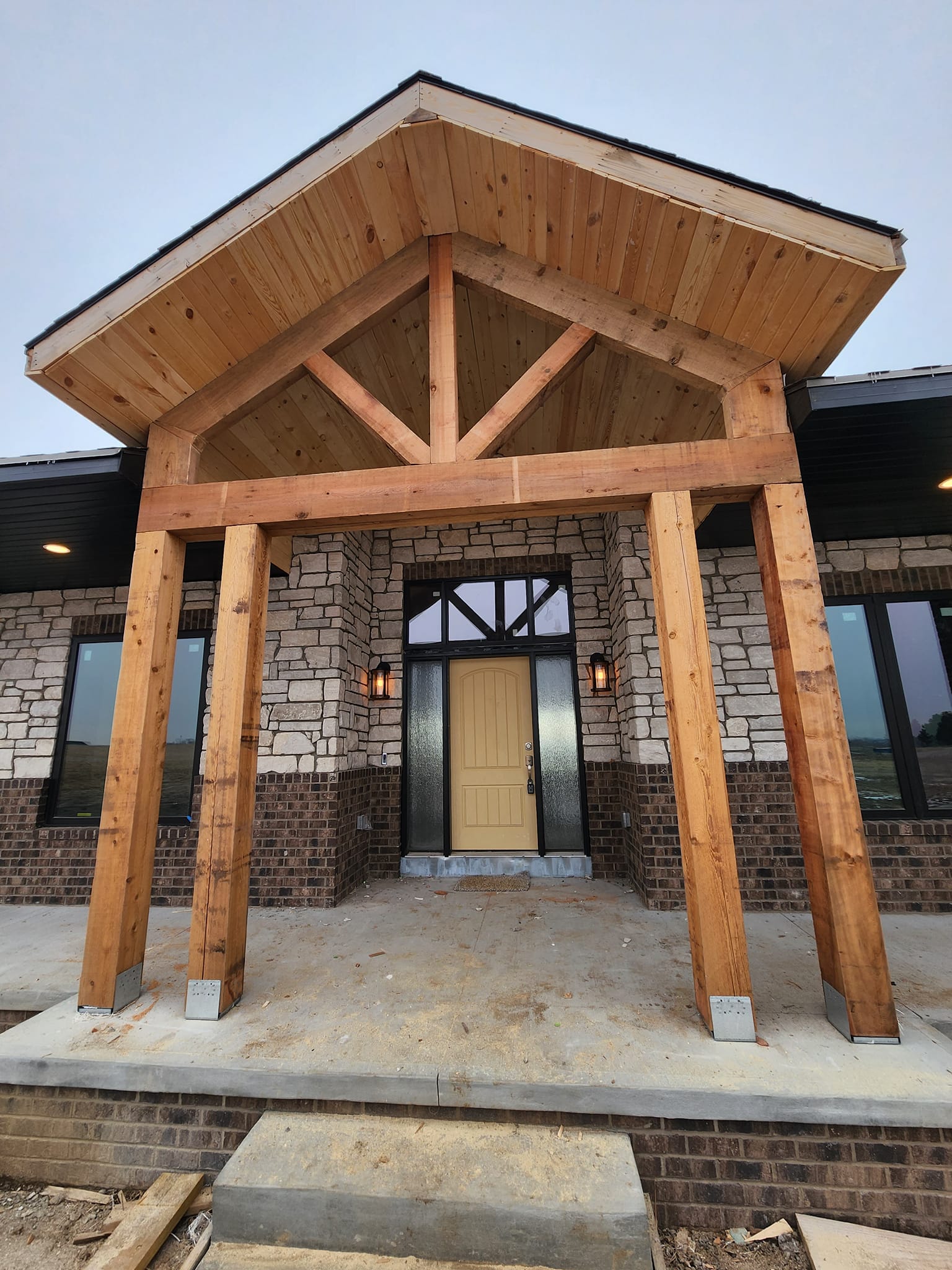 Best Deck Builder in Canton, MS