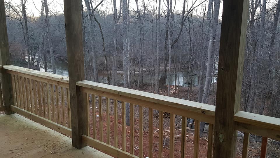 Best Deck Builder in Canton, MS