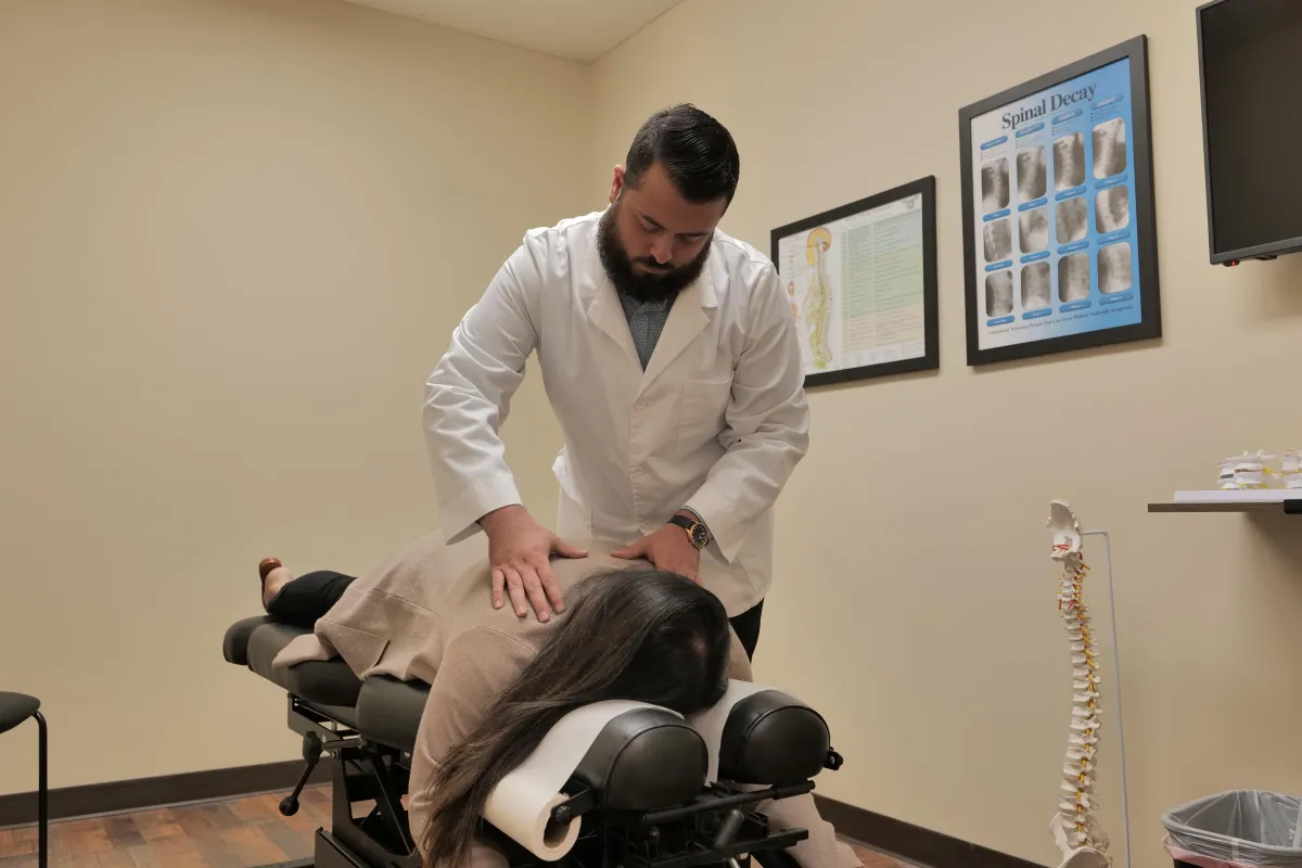 CHIROPRACTOR VS. PHYSICAL THERAPIST IN DELAWARE, OHIO: WHICH DO YOU NEED?