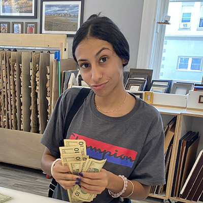photo of manar the studio assistant at the beacon studio