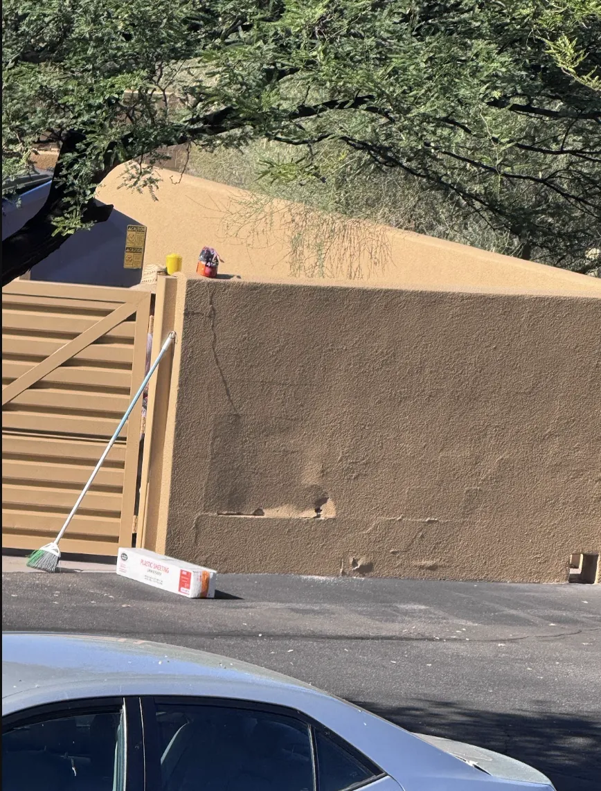exterior house painters Tucson, home exterior painting, Phoenix painting contractor, siding painting AZ, outdoor house painting, weatherproof house paint Tucson, curb appeal painting contractor, residential exterior painters, long-lasting exterior paint Tucson