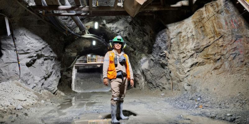 What Does an Underground Utility Locator Do?