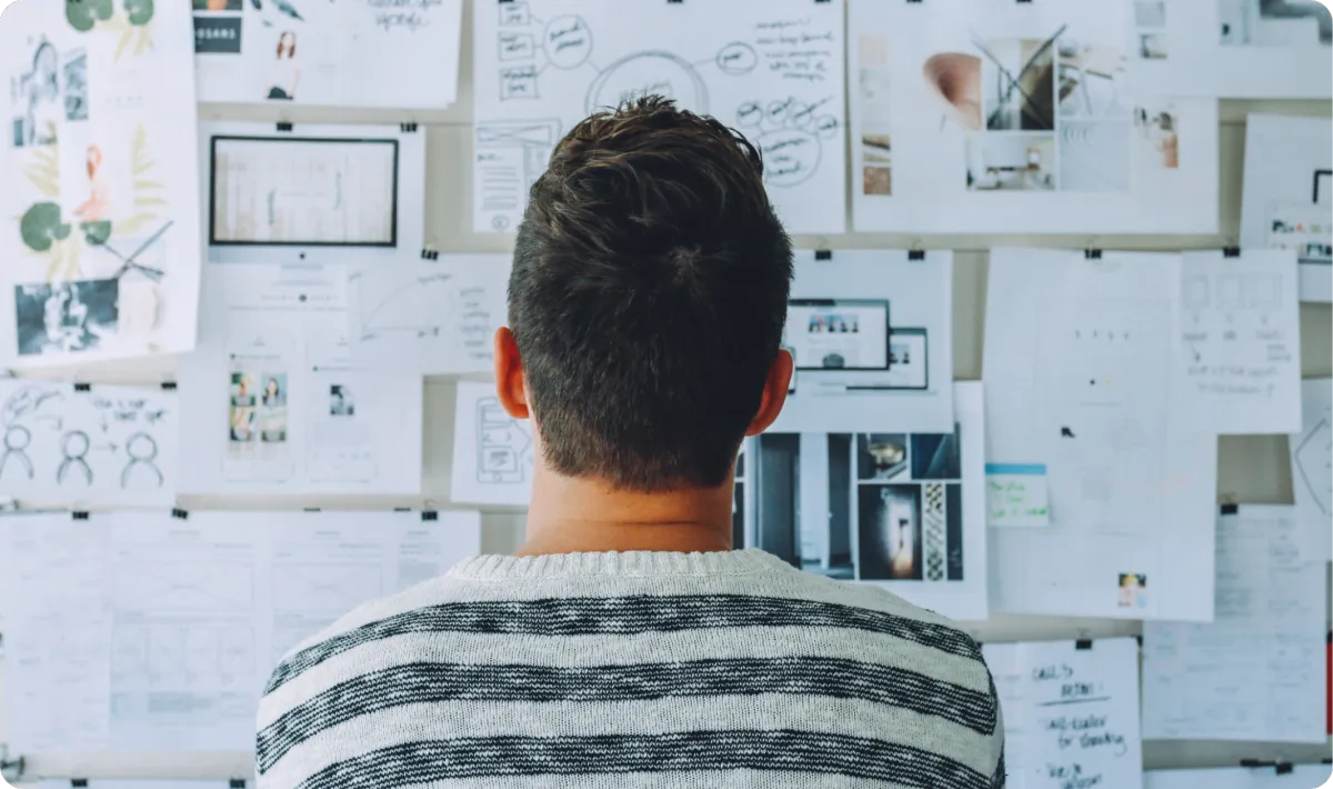Business coach creating an action plan for online business growth