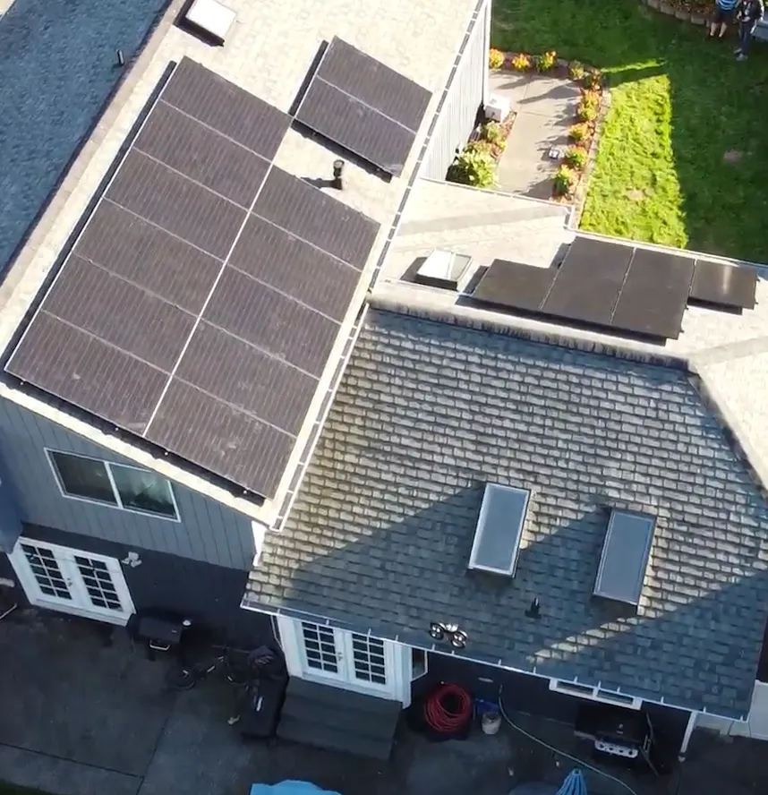 A solar install by Robinson Craft Solar and Roofing in Washington State.