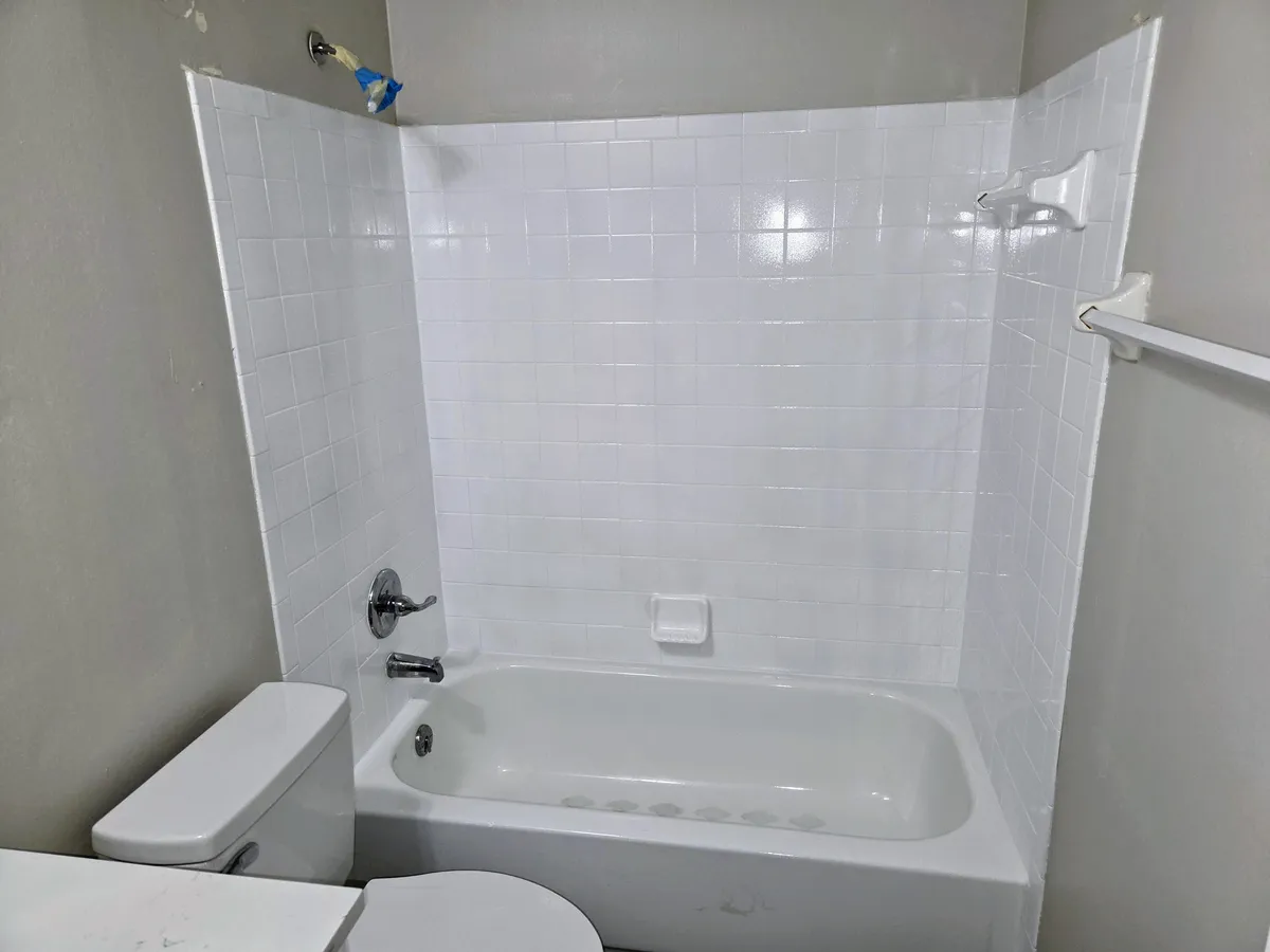 Bathtub Refinishing Altamonte Springs, FL