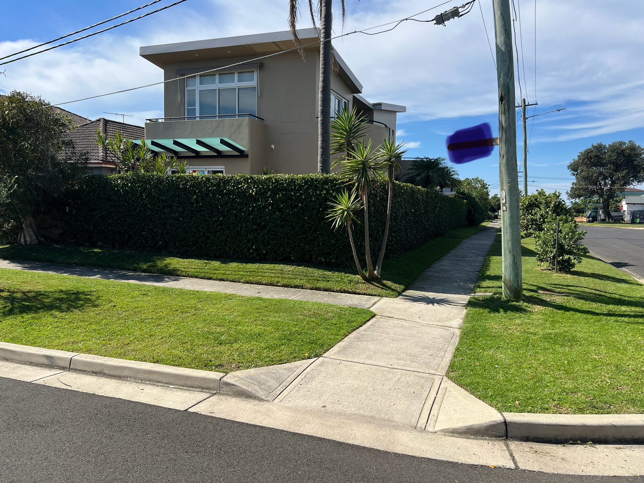 Pressure Washing Eastlakes – Concrete Surface Cleaning