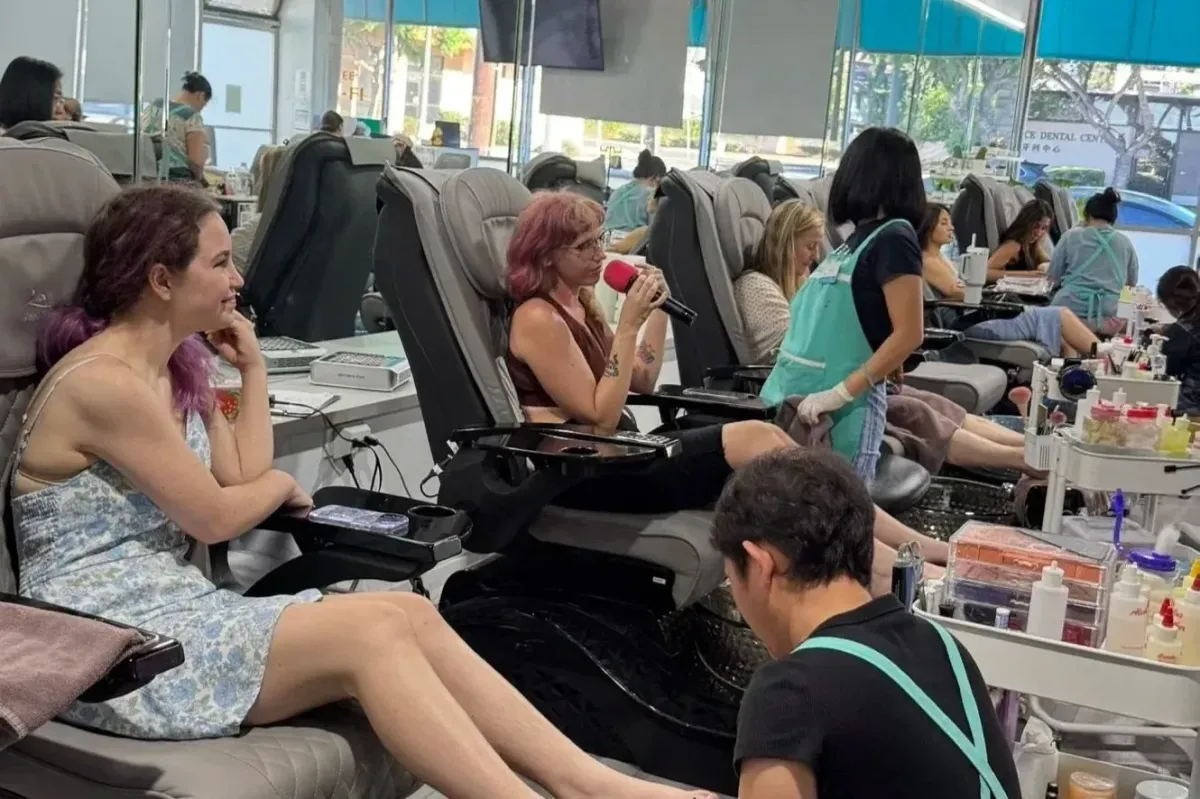 One of BeautyBar's rituals is also Karaoke Day!