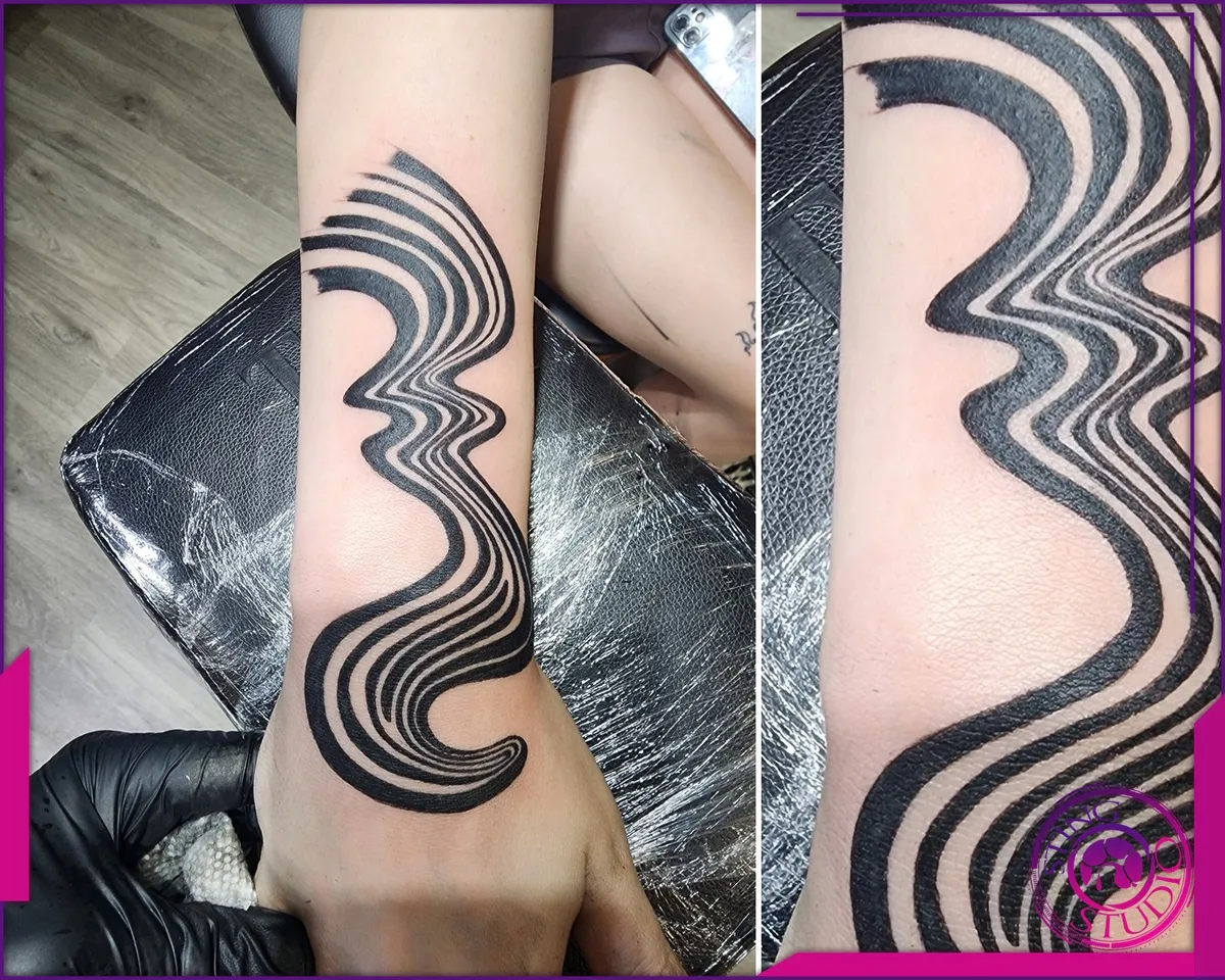 Blackwork tattoo by Sting Studio Ottawa