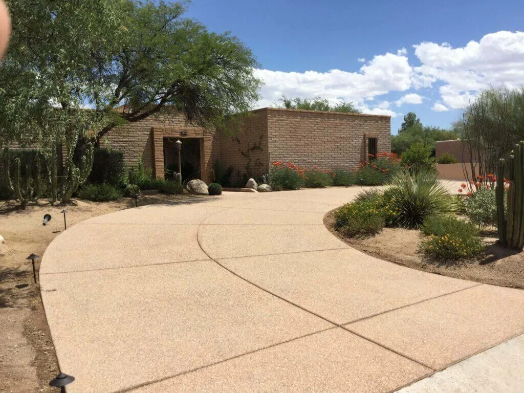 Boca Raton Concrete builds and installs driveways.