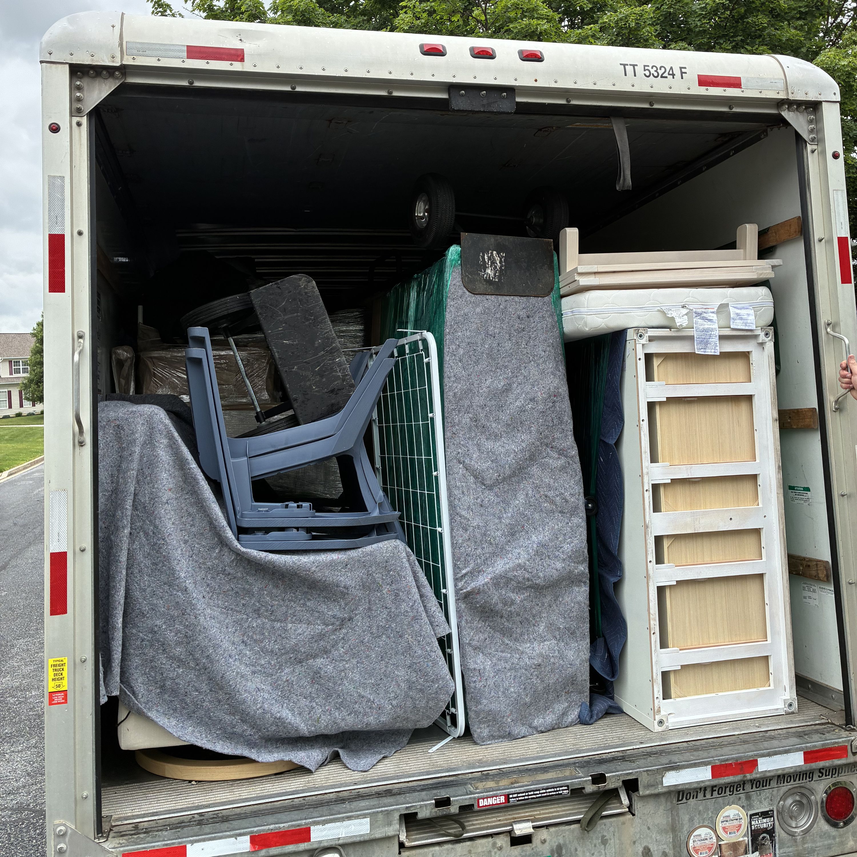 Furniture Removal in Dallas, Fort Worth, Arlington And Surrounding Areas