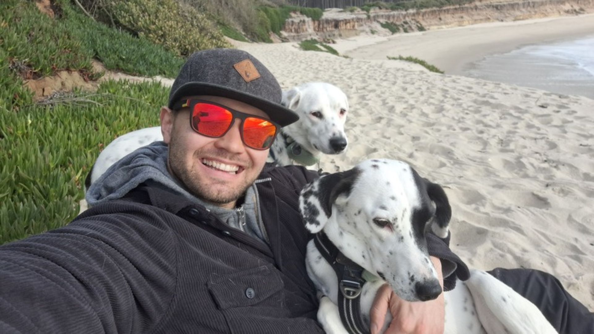 Chris mit Mia und Maya in Portugal kurz vor der Leishmaniose-Diagnose