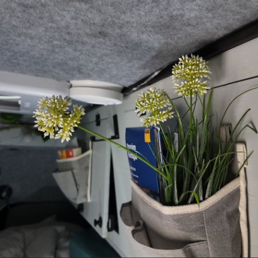 Stauraum-Organizer für Camper und Wohnmobil. Praktische Aufbewahrungslösung für mehr Ordnung und zusätzlichen Stauraum im Vanlife.