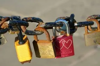 Breaking patterns, stuck in relationship