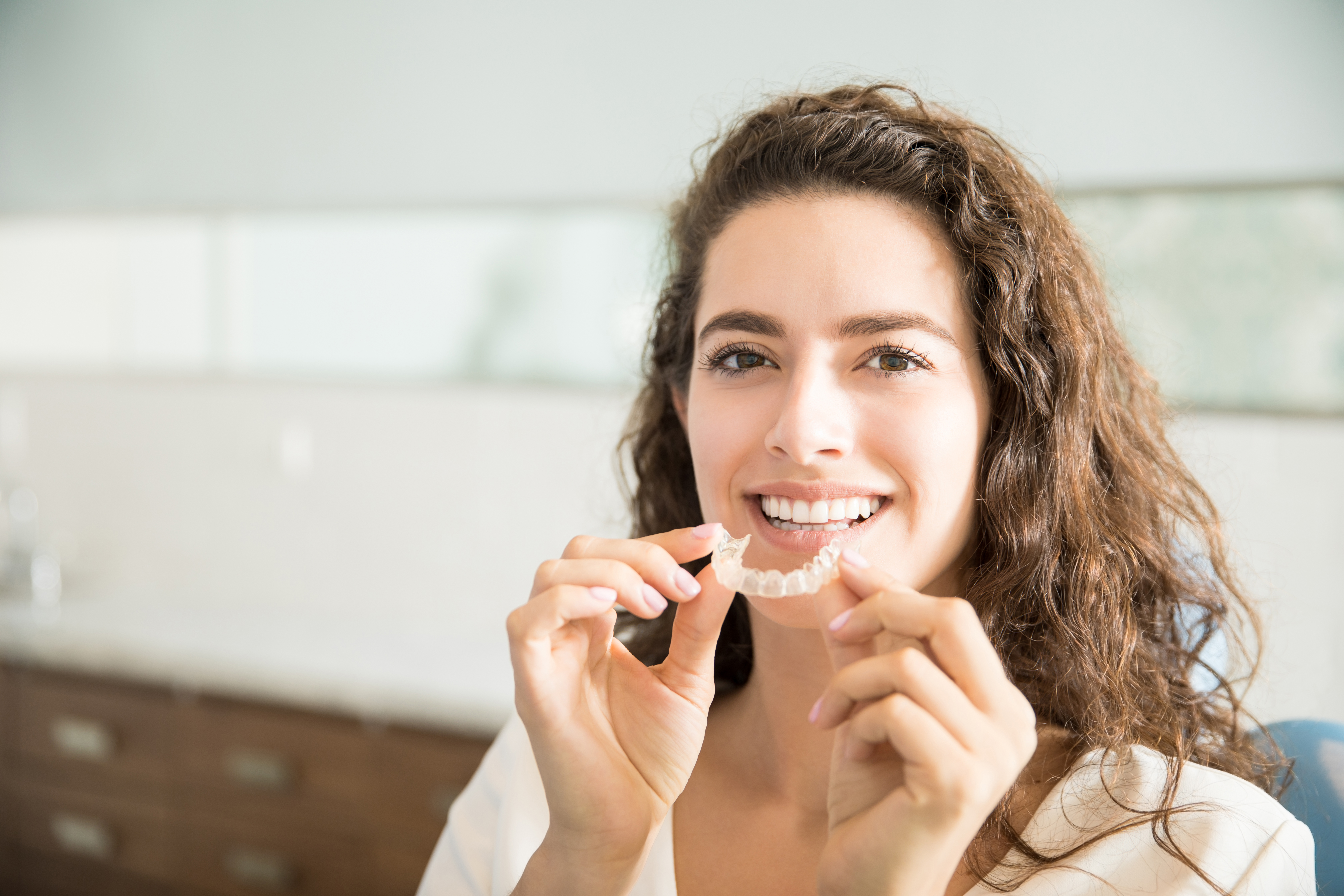 Invisalign vs Braces: Which Is Better for Teens and Adults in Wyoming?