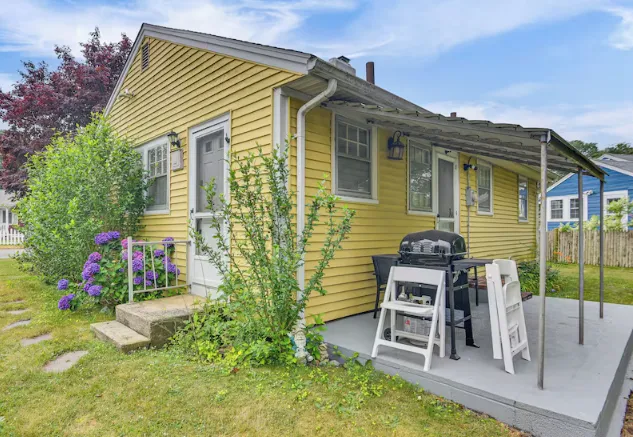 Barnstable Concrete builds and installs Patio